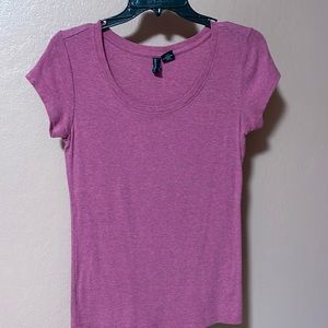 Cynthia Rowley’s Casual Short Sleeve T-Shirt​